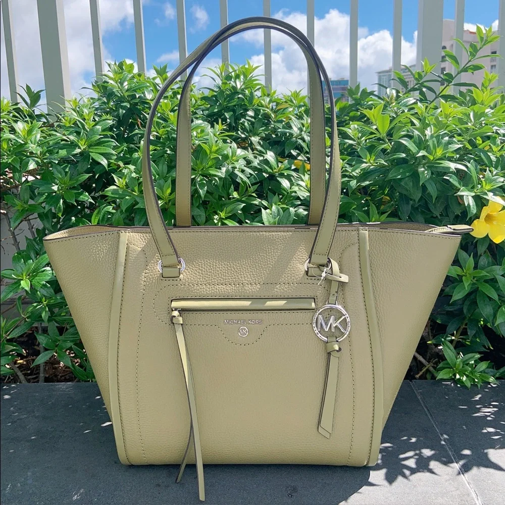 Michael Kors tote bag - Picture 2 of 16